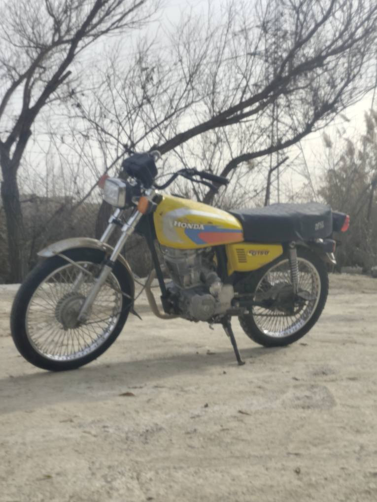 بەناوی خوای گەورە‌ ، ئەم ماتۆڕەمان هەیە بۆ فرۆش 
بەشەرت ، نامی ئێرانی ، 4 گێڕە بەڵام سولفیشە بیلاد 
زۆر زۆر تنو تۆڵە بێ عەیبە ماڵی دۆستە لەخزمەتانام 220 هەزار قفڵیەتی ، ..
سەیسایەق .
*********** حلبجة, السليمانية
