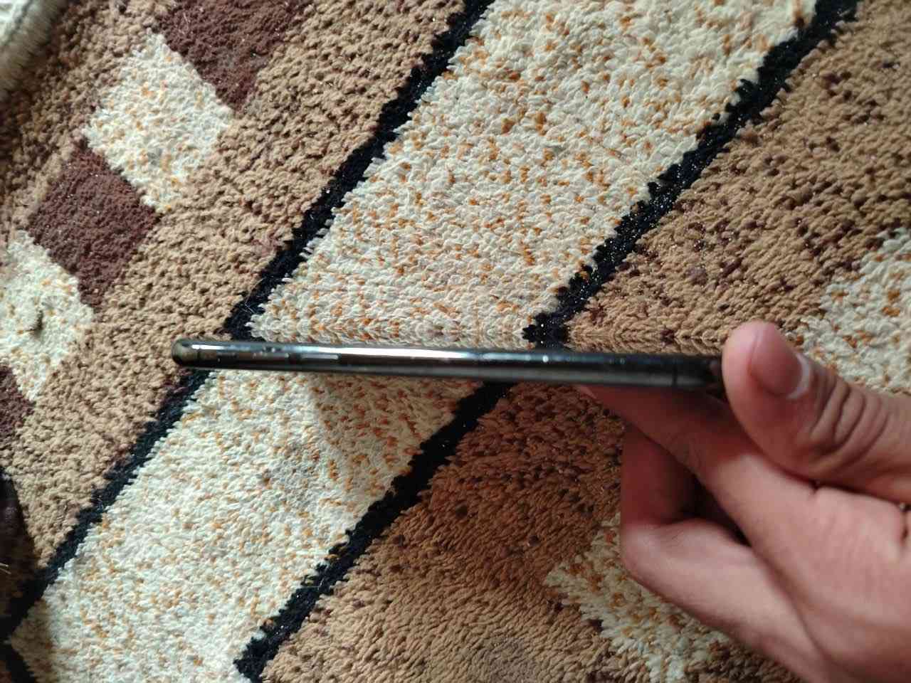 ايفون x عادي 
ذاكره 256
مبدل بطاريه فقط 
الظهر مفطور 
المكان الحلابسه النساف 
مراوس حسب القناعه


**إذا كنت صاحب هذا الإعلان وتريد حذفه لأي سبب، رجاءا أرسل رسالة إلى الدعم الفني**