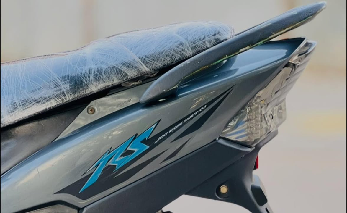 للبيع كفرات تجاري ختم واحد والسبايدر اصلي مختوم اي كسر مابيهن ليط كاملات وهاي كعدتهن على الدراجة ب 30 قفل مكاني بغداد الحسينية-***********
