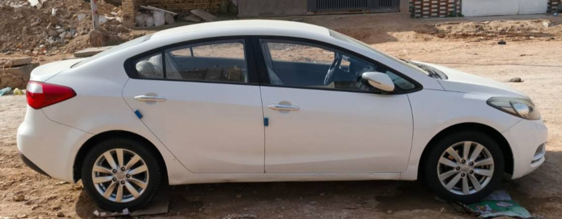 السلام عليكم 
2016 مكفولة محرك 1600 سنوية بأسمي 2030 هزة جديدة ماشية 120 الف بيع أو مراوس باحدث السعر 137 مكاني الديوانية 
***********
***********
