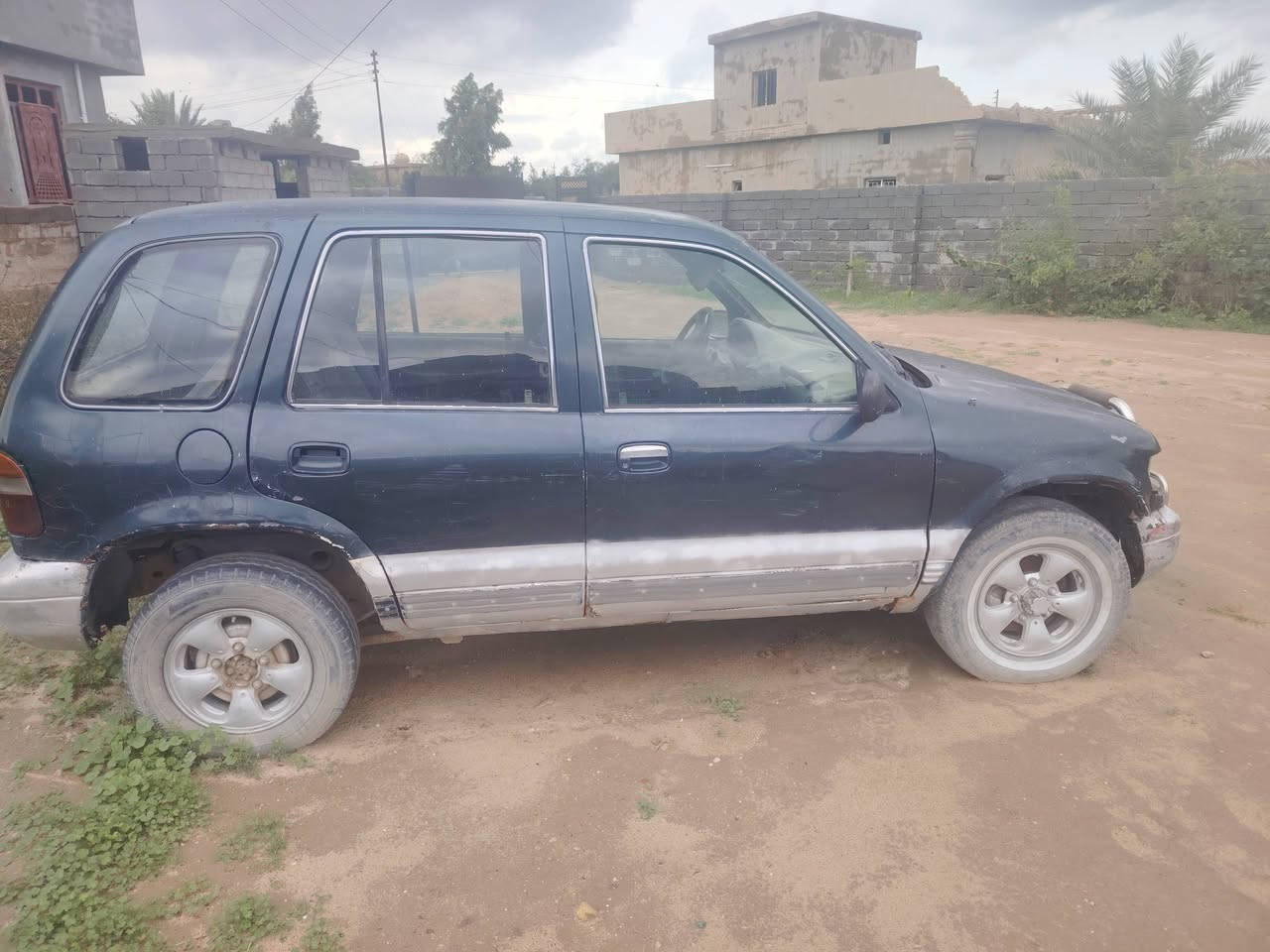 شباب سياره سبورتج مديل 94 انبار خصوصي للبيع او تسقيط رقم الهاتف ***********
