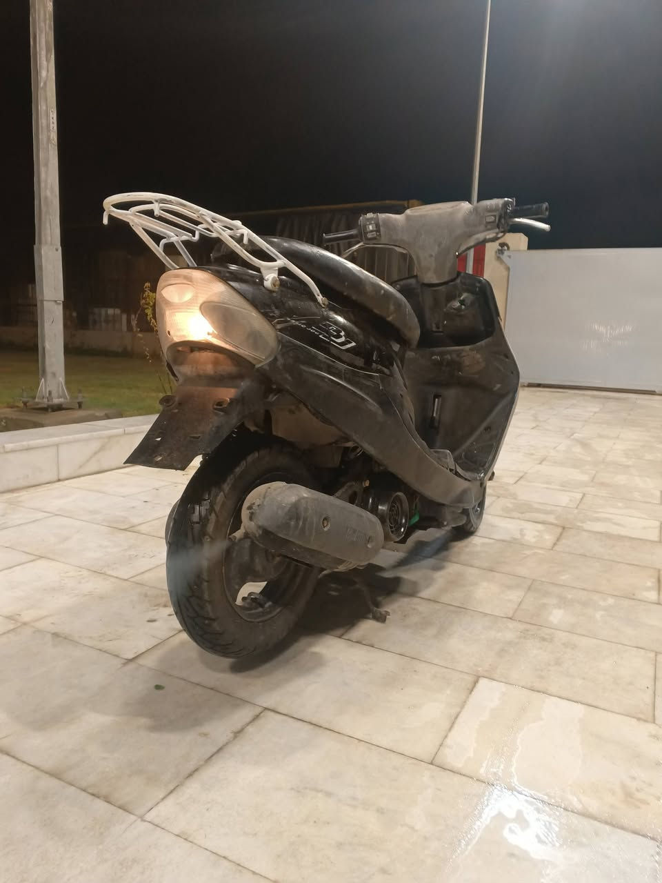 السلام عليكم للبيع دراجه بيجي جاهزه سلف هندر كهربائياتهه كلهه شغاله مكاني كوت داموك السعر ب160 رقم المبايل ***********
