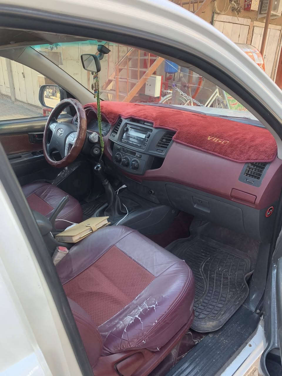 السلام وعليكم للبيع هايلوكس 2013 كير عادي شاصي 12 مكفولة كفالة عامة السعر 195            
***********
