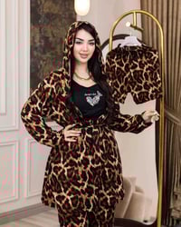 تراك نسائي • خامة زبدة • مقاسات L-3XL