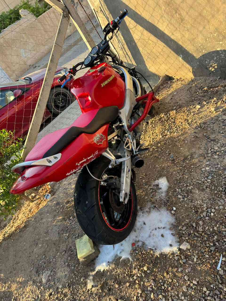 افور للبيع بيه صوت زنجيل ويحتاجله ادامه لدراجه نكلبت بيه وصار بيه هاي صوت مكان بغداد *********** كوم حديد اب مليون او ربع وبيه مجال
