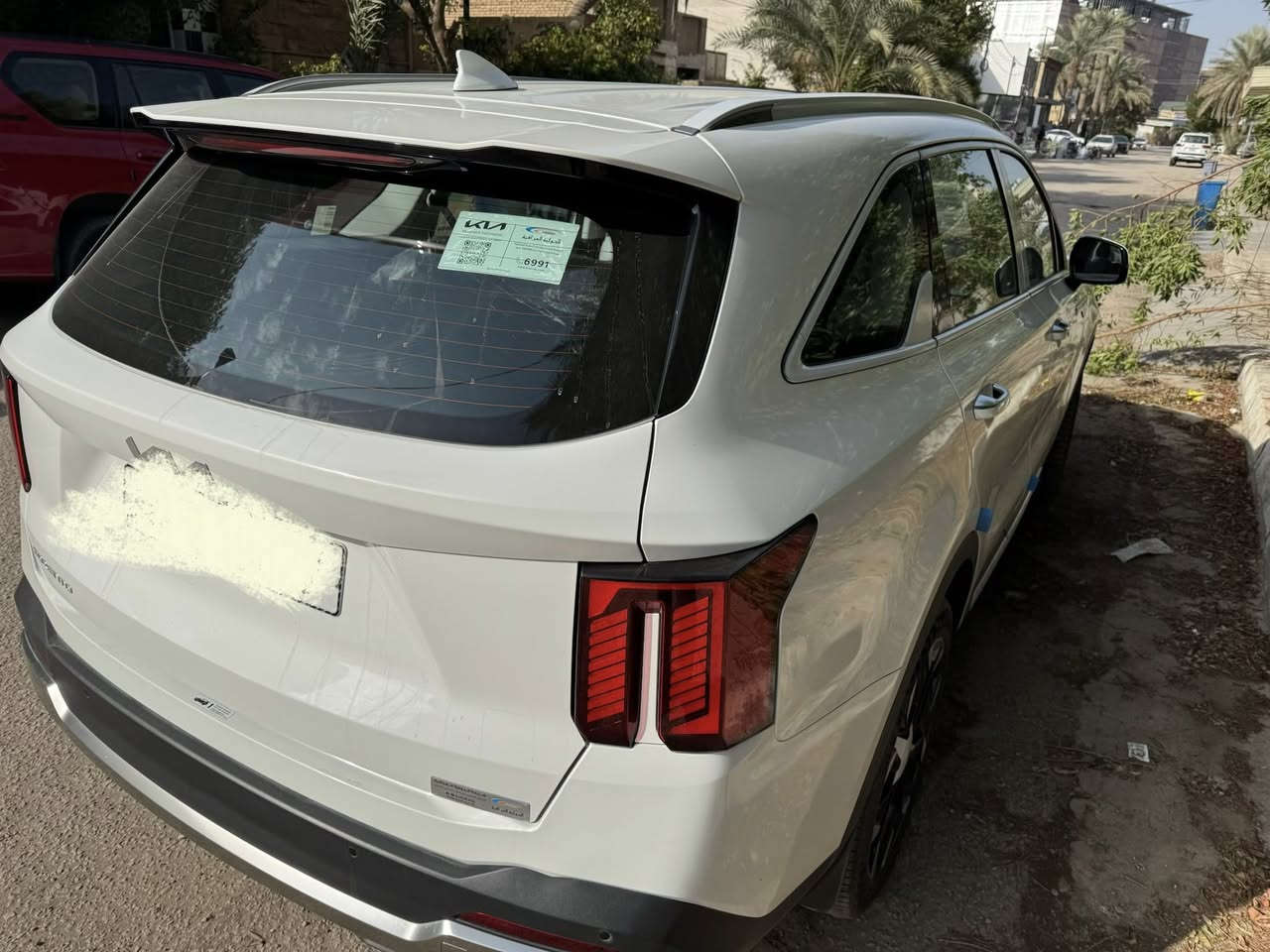 سلام عليكم سورنتو موديل 2025 اربعه سلندر شركة المجموعة الدولية ام الضمان والدهن على الشركة سيارة ماشيه 7000كيلو جديدة من الشركة اخذة زيرو
مواصفاته ويل جبير حجم 20 تبريد منفصل كشن كهرباء جنطه كهرباء تشغيل عن بعد وبعد بيه مواصفات السورنتو المعروفه جديدة وبسمي ورقم بغداد ***********
