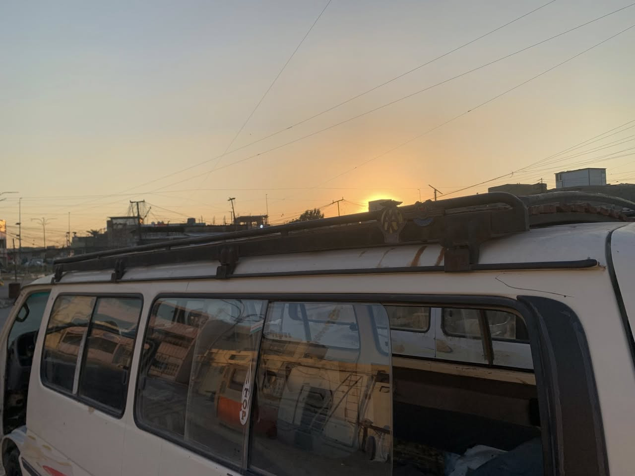 سلام عليكم سيبايه للبيع  سعر 80 وبيها مجال 
***********
