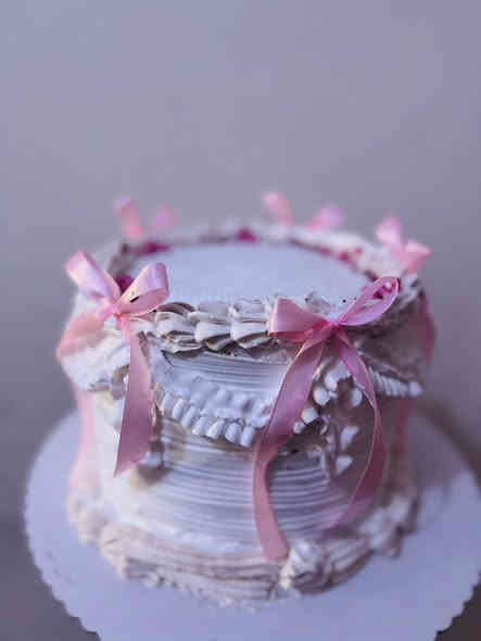 تجهيز كيكة حسب الطلب 🙏🏼

حشوه خمس طبقات 🎀🎀

الحجز مفتوح 🎀🎀

للطلب والاستفسار المراسله خاص او ع الواتساب على الرقم
***********
العنوان بابل الحمزه الغربي توجد خدمة توصيل داخل الحمزه والهاشمية والقاسم والمناطق القريبه ❤️❤️
