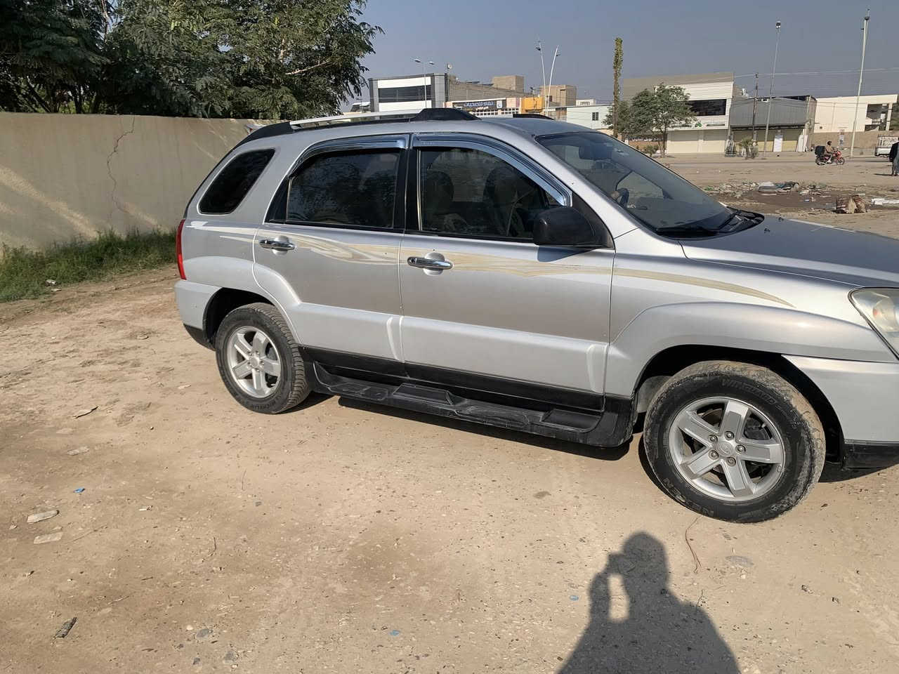 السلام عليكم
سبورتج9 بدون صبغ بيها رصعات خفيفه واضحه بلصور
كير بلاد محرك بلاد لا تنقيص لا تبخير
دوشمه جديده بطاريه جديده تخم تاير
منضومه بانزين كامله جديده
منضومه دهن كامله جديده
تبريد
سياره تشغل وتطلع مال جناي 
سنويه ل28 شرط تحويل وغرامات
مكانها سامراء 
118$ بيها مجال قليل 
***********
