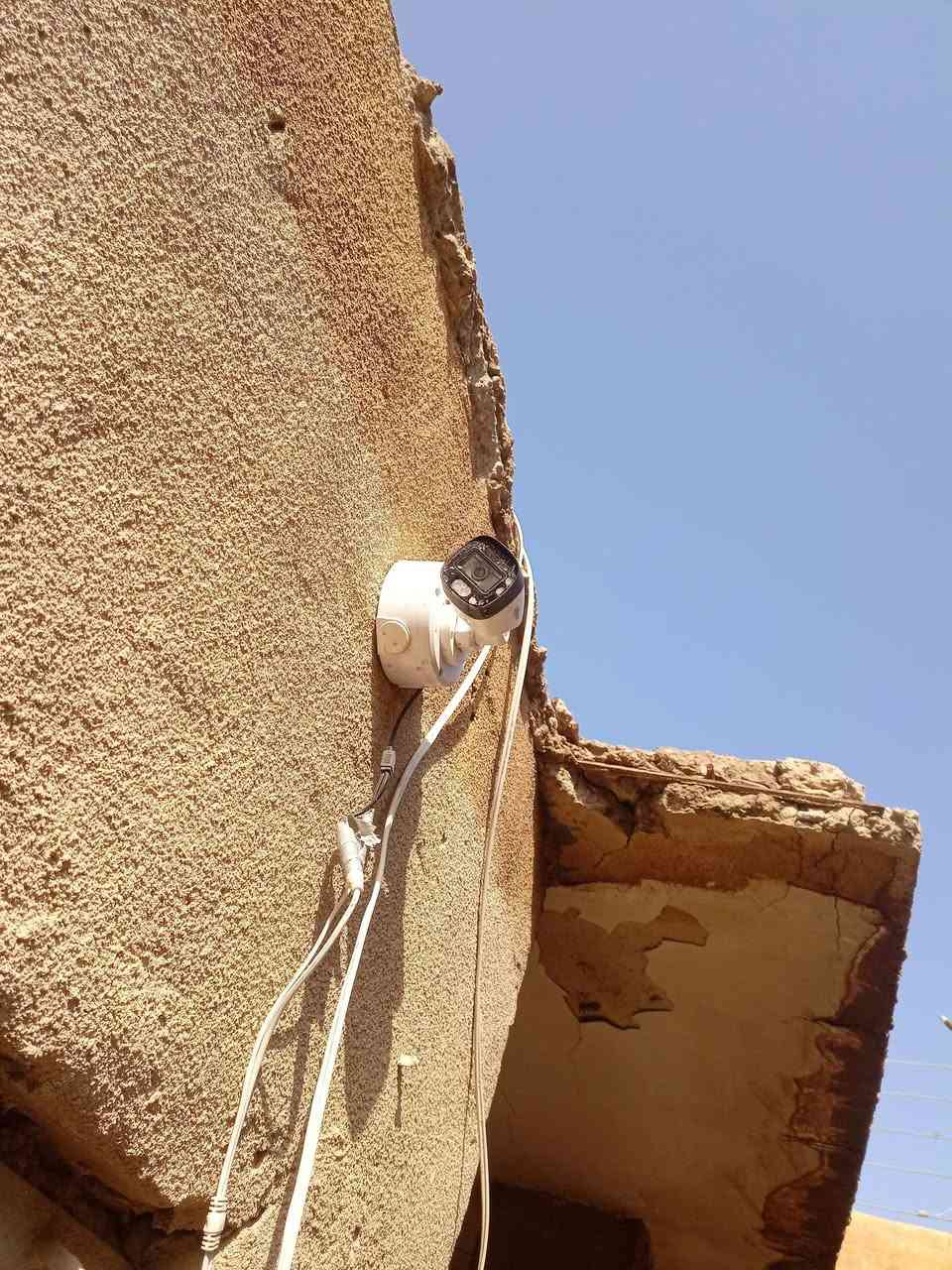 منضومه كامرات  كامله 4كامرات 
ام الفلاش  
مع الكيبلات وليوب بي اس
ستخدام شهرين فقط 
دقه وضوح  ع فحص 
السعر 200الف  
 حتا الكر اتين موجوده 
 بدون شاشه 

العنوان  حلة ناحية ابو غرق   
***********
