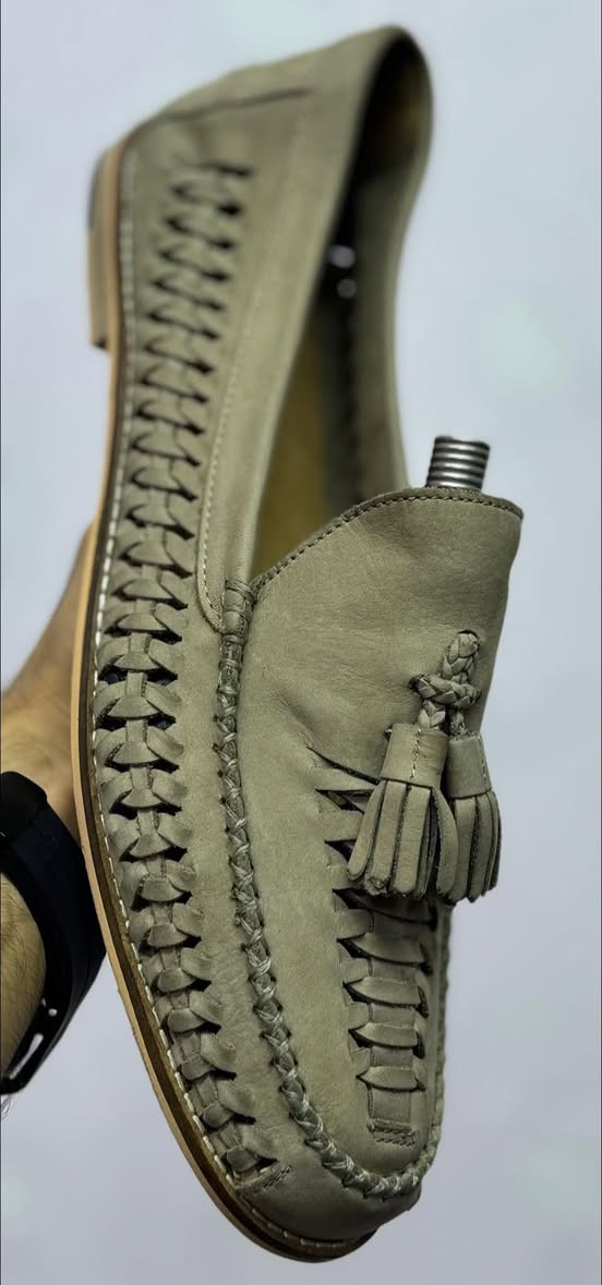 حذاء TOPMAN اورجينال نضافة 100‎%‎

قياس : 45
طول القدم : 29

غير مستخدم

———————————————-

يوجد توصيل 🚚 ( بغداد - محافظات العراق )

☎️رقم الهاتف : ***********

للحجز - دايركت
