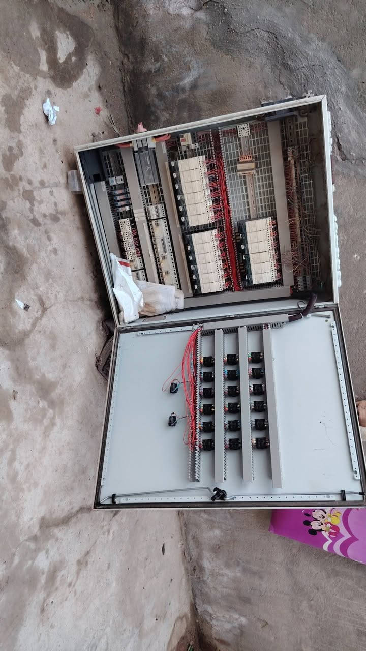 للبــــــــــــــــيع
***********
