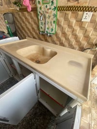 سنك متر وربع • ابيض • ميز طعام