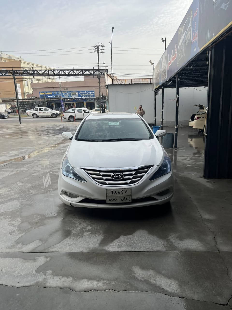 سوناتا 2013 امريكي
فول موصفات سلايت 
مكينه 24 مرغوب
كير و مكينه شه رت 
حقيقي 120 مايل ماشيه
بدون دعم و سبخ و تعديل
رقم دهوك شرط تحويل
سعر مناسب 117$ مجال 
مكان زاخو /واتساب ***********
