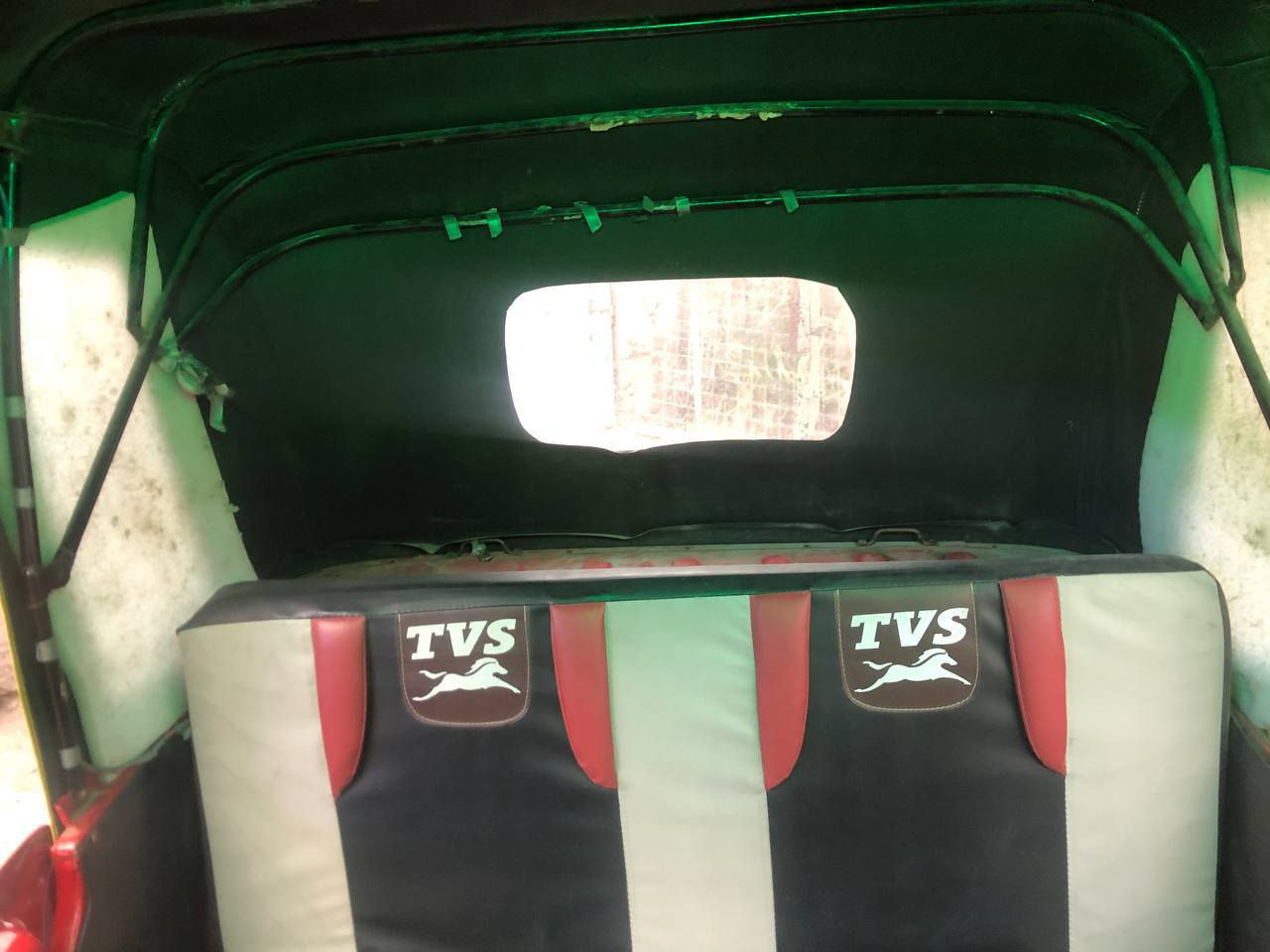 تك تك تي في اس    موديل 20 شهر 3 يوم 19   معمره دوس   تكتك كامله كهربايات ومحرك لا تنقيص ولاتبخير  فقط  السلف  مايشتغل. بس هندر  تكتك كامله من اشاير ولايتات عالي ناصي  شادلها بيبان 21.وجادر 21 تكتك كامله ما ناقصها شي
للتواصل ***********
