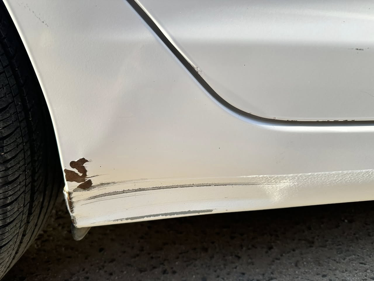 سلام عليكم …. النترا موديل 2016 مكفولة من الصبغ والضرر …ماشية 141000 السعر 140$ مكان السيارة كربلاء المقدسة 
***********
