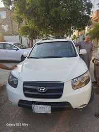 سنتافي موديل 2009 سياره خليجيه مكفوله من الصبغ والضربه كير  مكينه خير ...