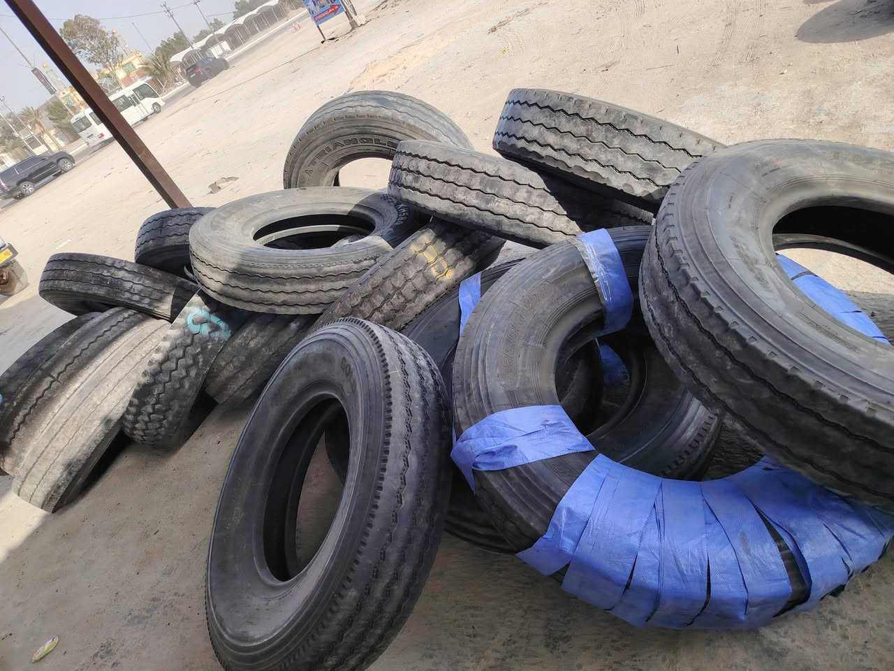 سلام عليكم تايرات باله 24 مستعمل جمله ومفرد نضافه 80 بلمايه بعض منهن 90 بلميه شرط علشد  للستفسار ***********
