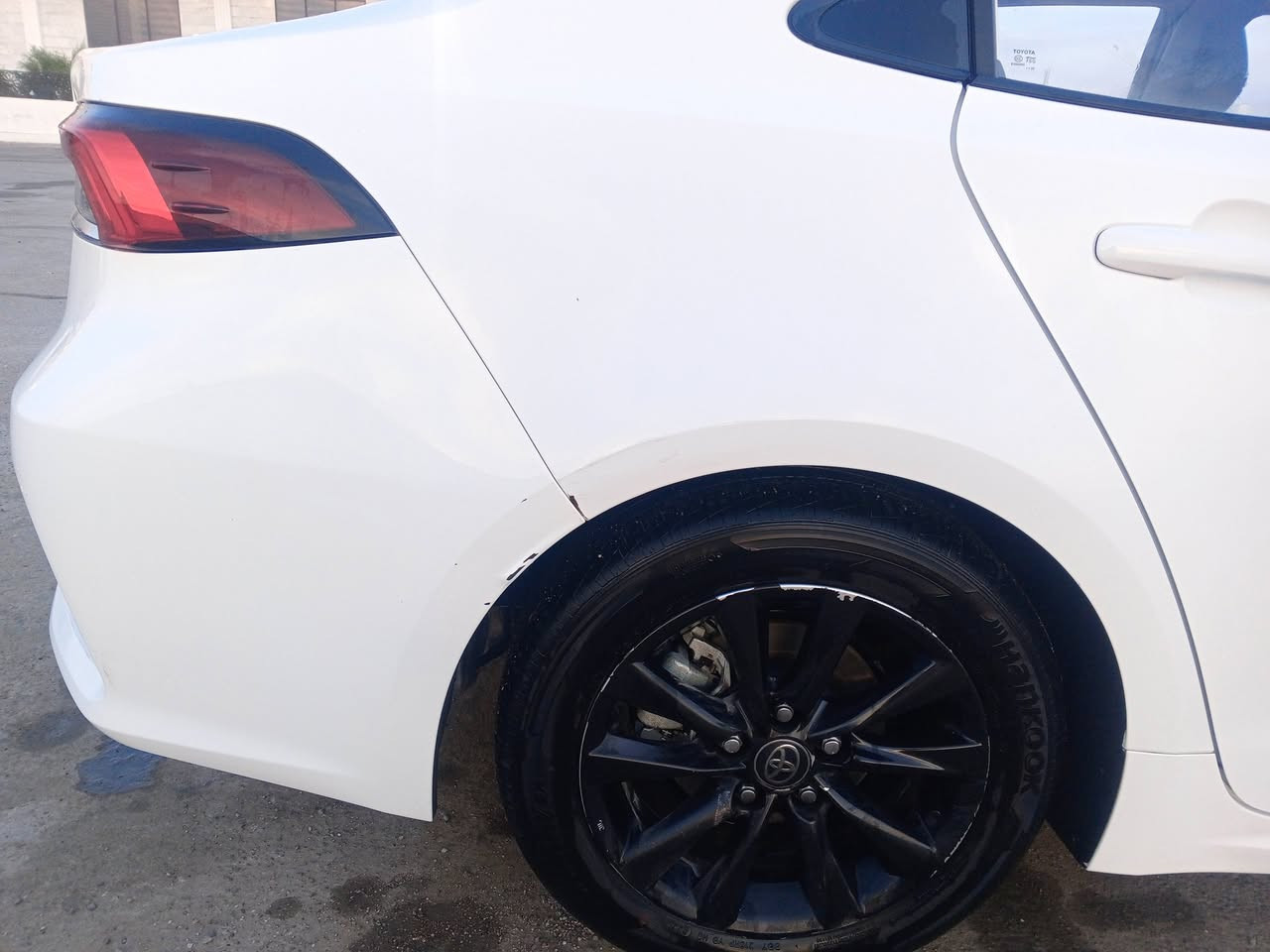 كورولا هايبرد موديل 2025من شركه باركود طالعه سيارة سيارة جديدة بيها فقط شخط ازغر من قطف الجكارة وموضح بالصورة غير هاي مابيها ماشيه 22الف رقم سيارة كربلاء
مامتواجد على فيس تواصل هذه رقمي ***********
سعرها 150وبيها مجال
