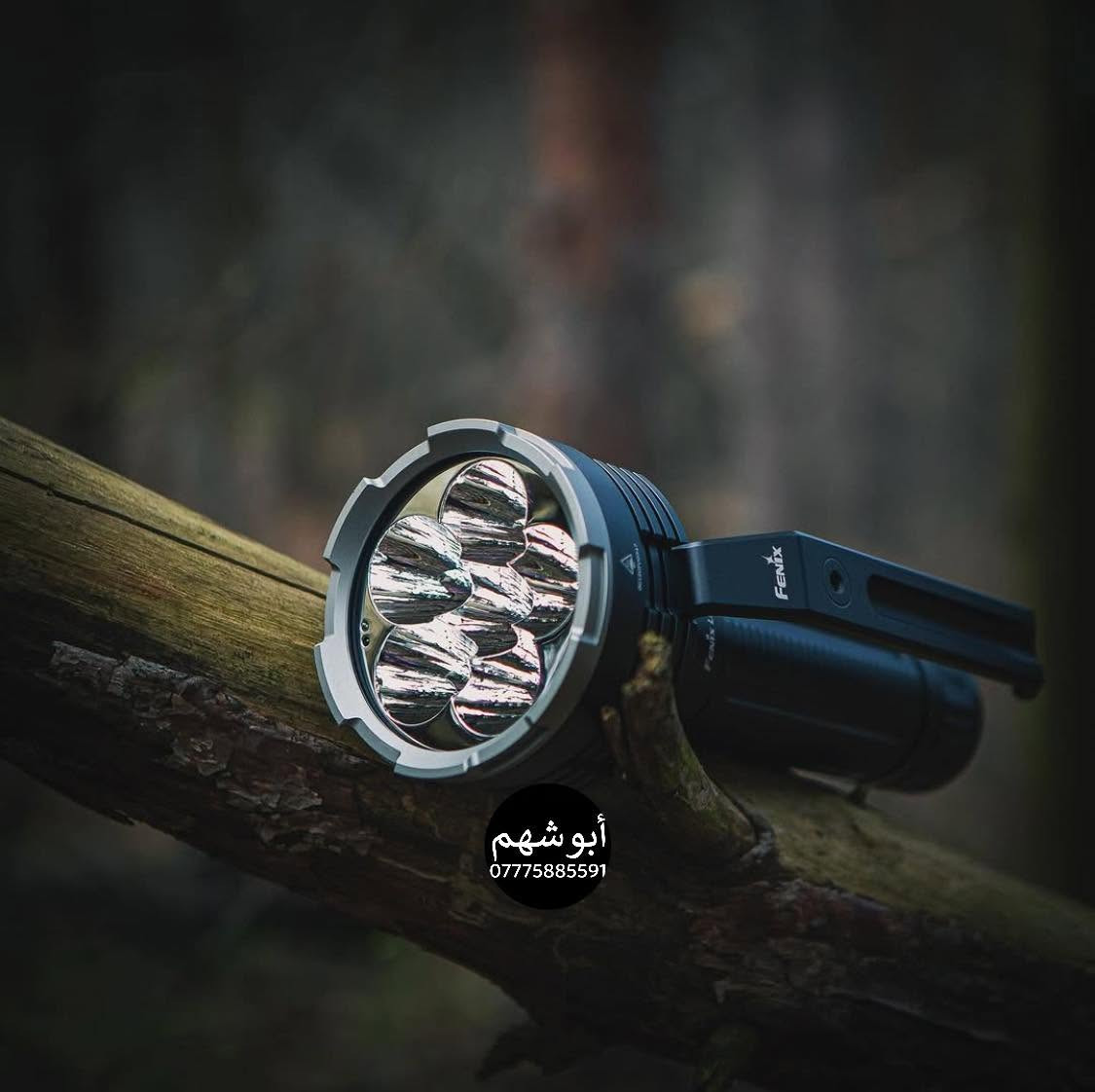🔦 وحش الإضاءة الخارقة: Fenix LR80R 👑
إذا كنت تبحث عن أقوى كشاف يدوي يمكنه تحويل الليل إلى نهار بضغطة زر واحدة، فقد وصلت إلى المكان الصحيح! كشاف Fenix LR80R هو المساعد الأقوى لرحلات البر، الكشتات، وعمليات البحث والإنقاذ.
🔥 أبرز المواصفات والقدرات:
 قوة إضاءة مرعبة: تصل إلى 18,000 لومينز لتمنحك رؤية نهارية في منتصف الليل.
 مدى رمي خيالي: يصل خط الضوء إلى 1,130 متراً (أكثر من كيلومتر كامل!).
 بطارية ضخمة جداً: مجهز ببطارية مدمجة بقوة 7.2V/12000mAh قابلة للشحن.
 شحن سريع ذكي: يدعم الشحن السريع بقوة 45W عبر منفذ Type-C (يشحن بالكامل في 4 ساعات فقط).
 وظيفة باور بانك (Power Bank): يمكنك استخدامه كشاحن سفري لشحن جوالك وأجهزتك الذكية في البر.
 حساس ذكي لتقليل الضوء: يحتوي على مستشعر أمان يقلل السطوع تلقائياً إذا اقترب الكشاف من أي جسم لتجنب الحرارة العالية.
 مقاومة قاسية: مقاوم للماء والغبار بمعيار IP68 (يتحمل الغمر تحت الماء وعمق 2 متر لمدة 4 ساعات).
 مقبض مريح وقابل للفصل: يأتي مع مقبض علوي وحزام كتف لتسهيل الحمل في المسافات الطويلة.

🛠 ملاحظة: الكشاف مصمم بجسم من الألومنيوم عالي القوة والمقاوم للأكسدة ليتوافق مع أصعب الظروف المناخية.

للحجز خاص او وتساب ***********

#FenixLR80R #كشافات_فينيكس #كشاف_البر #رحلات #كشتات #معدات_تخييم #تخييم #البحث_والإنقاذ #كشاف_قوي #FenixLight
