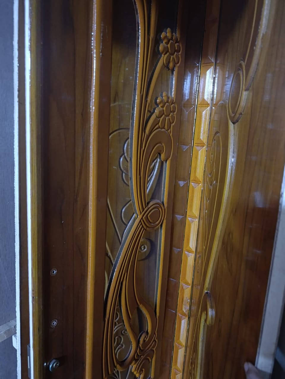 غرف نوم عراقيه جديده بعدها ممنصوبه للبيع مكانها ابو الخصيب نهر خوز السعر 850 وبيها مجال بيها كنتور وملحق


**إذا كنت صاحب هذا الإعلان وتريد حذفه لأي سبب، رجاءا أرسل رسالة إلى الدعم الفني**