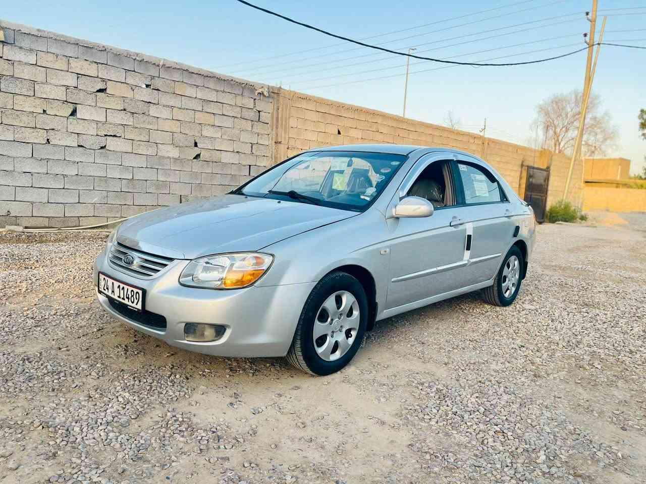 سلام عليكم سيراتو موديل 2007 كفاله عامه مكينه 1600 دكشن عالي خليجي كهربائيات كلها شغاله تخم تاير جديد حداديه جديده اي خياس مابيه باتري جديد السيارة مال جناي تجي وشوف بعينك ***********
