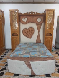 غرفه نوم مستعملة شي قليل ماخذه 900 ب 750 شراي تعال خاص واتساب 07503437...