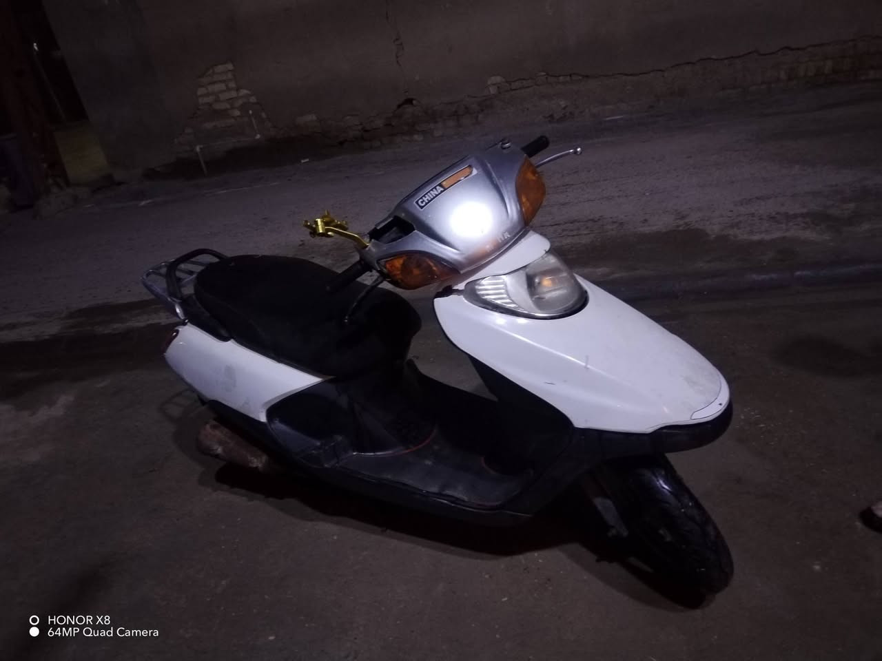 السلام عليكم
دراجه سبيسي للبيع الدراجه شغاله مابيها شي

السعر 300 وبيها مجال

المكان خاجيه والرقم : ***********
