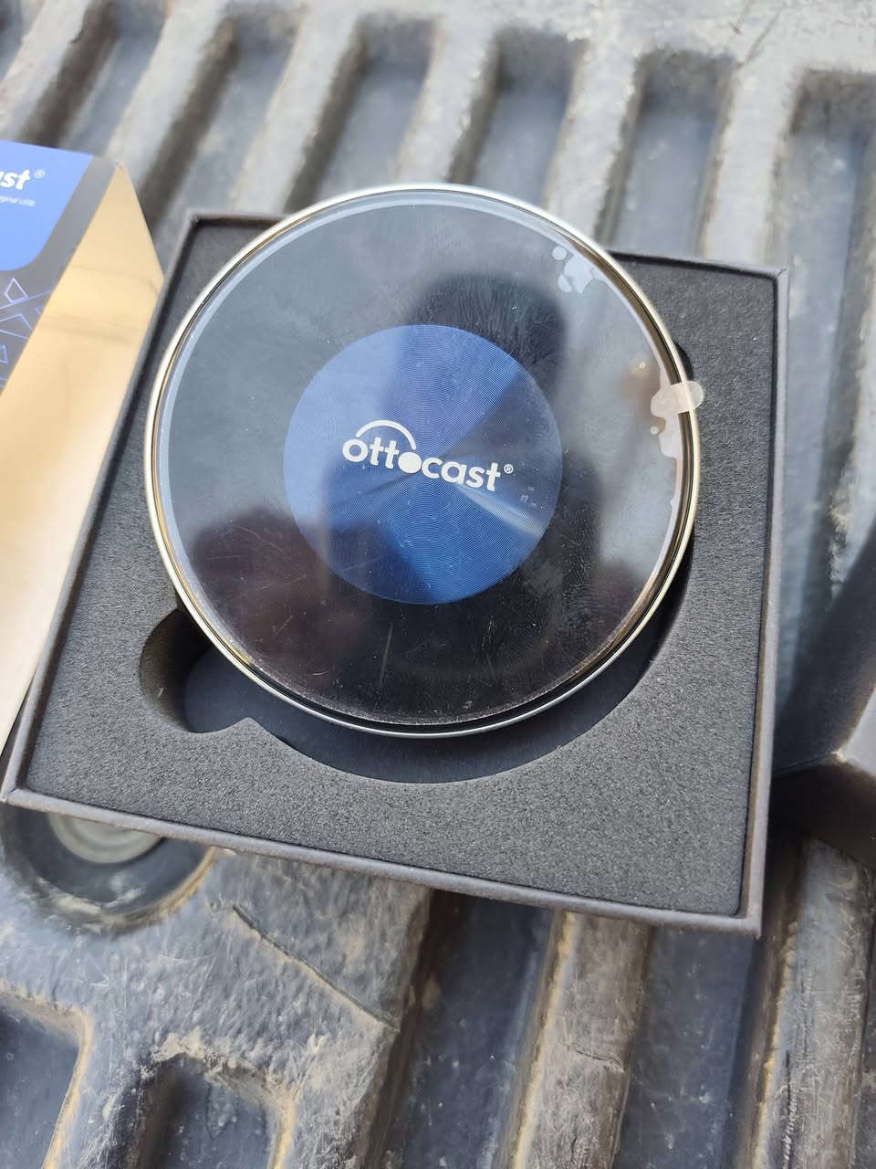 كار بلي
Ottocast p3 
ذاكرة 128/8
نظافة 95%
مع كافة الملحقات 
السعر 130 الف
العنوان بغداد
*********** متوفر واتساب
