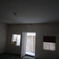يوجد دار للايجار مساحة ١٠٠ متر طابق ارضي نهاية شارع المشجر قرب جامع ال...