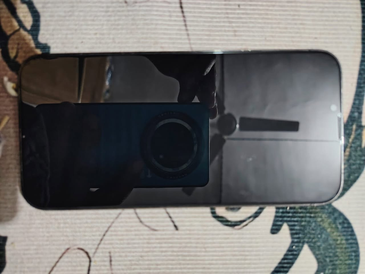 السلام عليكم جهاز 13 للبيع جهاز مكفول بطاريه 83 شرق اوسط ما مبدل بي كلشي مكاني نجف السعر 750 وبي مجال قليل وهاذه رقمي *********** وبي واتساب ؟؟؟
