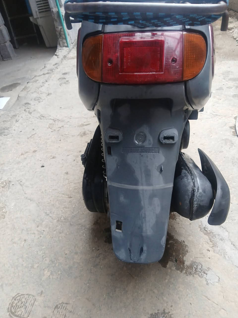 السلام عليكم دراجه منغولي البيع كلشي شغال بيهه مابيهه اي نقص برده مابيهه وبيهه ونه بلكسن يعني يرادلهه بربرنات مال اكسن فقط مامتواجد علا الفيس ***********هذا رقمي سعر350وبيهه مجال قليل مكاني كربلاء حي الامامين مقابل حي العباس
