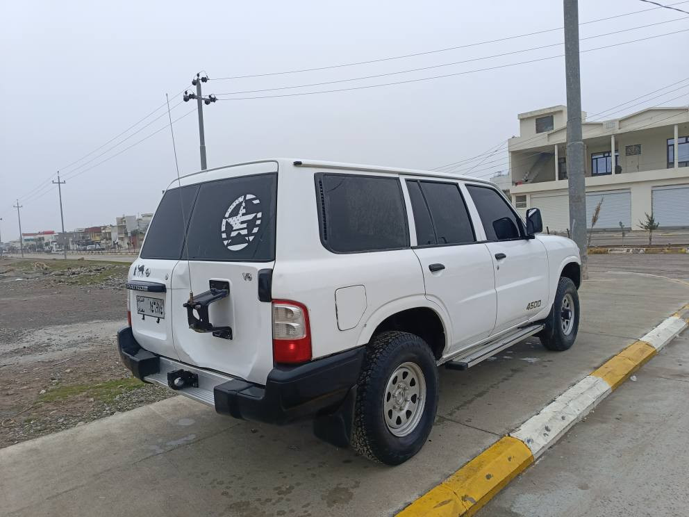 بؤ فرؤشتن پەترۆڵ 2004 ارم پلاستیک سلیمانی بێ تەقین بەشەرت 3 بارجەو پەڵەکەی بۆیاخە 4تای لۆک کێر و مەکینە بەشەرت دەبێ اکسلی بەشەرت کارەبای بەشەرت  ژم *********** شوین چوارقوڕنە أربيل, العراق
