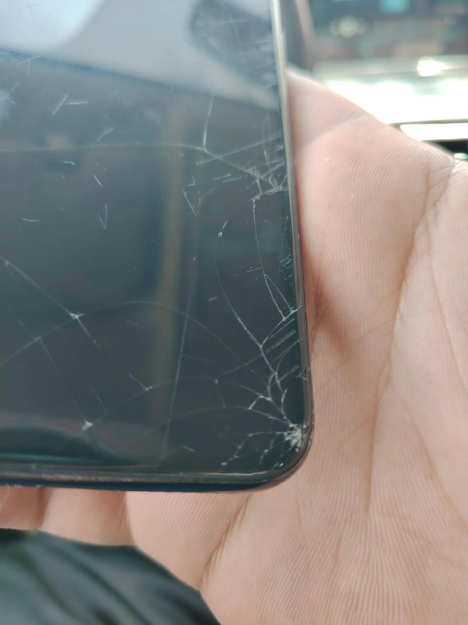 آيفون 11 برو بلادي
سلام عليكم آيفون 11برو نضيف جدآ مداخل صيانه بطارية ٧١ بلاديه وكلشي بلادي بي بس هذا الفطر بلشاشه ممأثر ع لمس نهائي مراوس فقط


**إذا كنت صاحب هذا الإعلان وتريد حذفه لأي سبب، رجاءا أرسل رسالة إلى الدعم الفني**