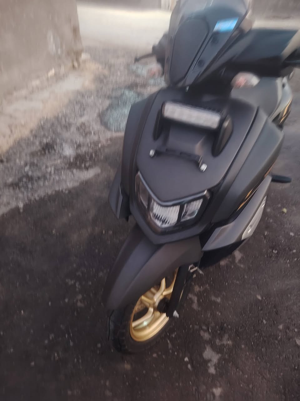 زت ار 2024للبيع سعر 2250 بيه مجال قليل  هذه رقمي ***********
