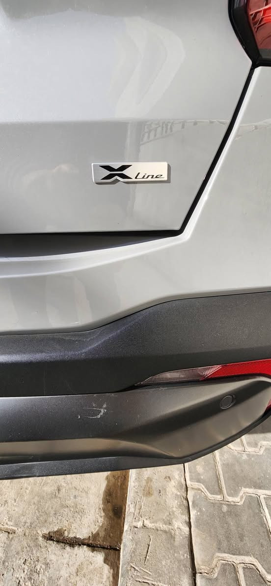 سورنتو ٢٠٢٤ XLin. سمنتي
.
 سيارة فول vip
.
كامل المواصفات بيها
.
حادثها فقط بارد الباب خلف السايق ورصعه جانت بالصندوق 
حادثها من امريكا بارد باب خلف السايق والشاشه الداخلية والجامه الاماميه فقط 
.
والباقي كله مكفول سيارة 
ماشيه هسه ١٢ الف ميل
.
السعر ٣٢٥ 
.
مكان السيارة بغداد الاعظمية
.
***********
