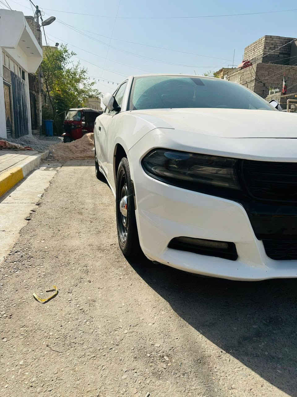 سلام عليكم جارجر بوليسي 5700 موديل 2017اصل بيهة جاملغ اليمن خلفي فقط سيارة خير من الله وبيهة هواي موصفات رقم بغداد شرط تحويل سعرهة 145 مكانهة بغداد الشعب للاستفسار ***********
