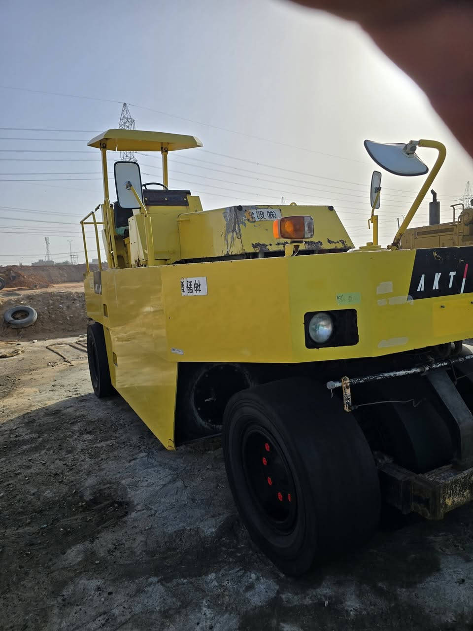 ***********
***********
