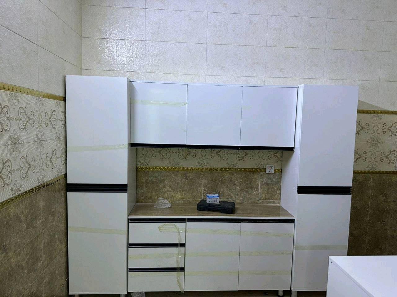 دائما وابد في فن الابداع
 
القياس مترين ونص مع عمل كومدي للغازمتر مع طباخ منضدي متر
625

بدون ميز طباخ وميز غاز500
☺️☺️🌹🌹