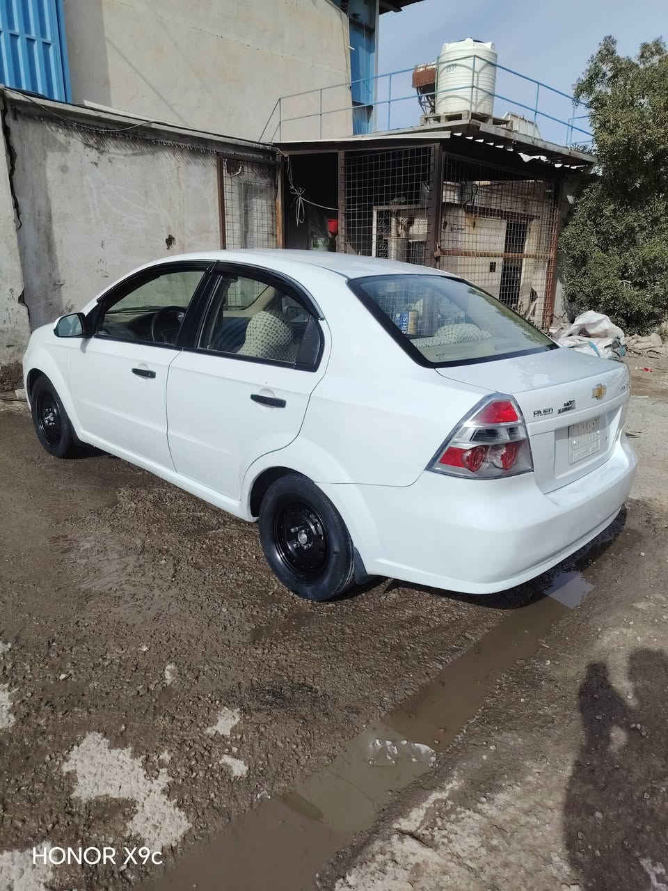 سلام عليكم افيو موديل 14 رقم مثنى مشروع وطني صبغ  احزام سياره محرك كير جدد محركه مسكر بيع فقط مكاني نجف سعر 62 وبيه مجال قليل استفسار عل رقم  تبريد بس غاز ***********
