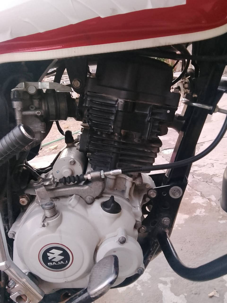 سلام عليكم دراجه بوكسر موديل 22رقم بغداد تحويل ثاني يوم دراجه مبدل بيه كلج جديد شلعه تشك الكاع سعر مليونين و 200مكاني بغداد الامين رقم ***********
