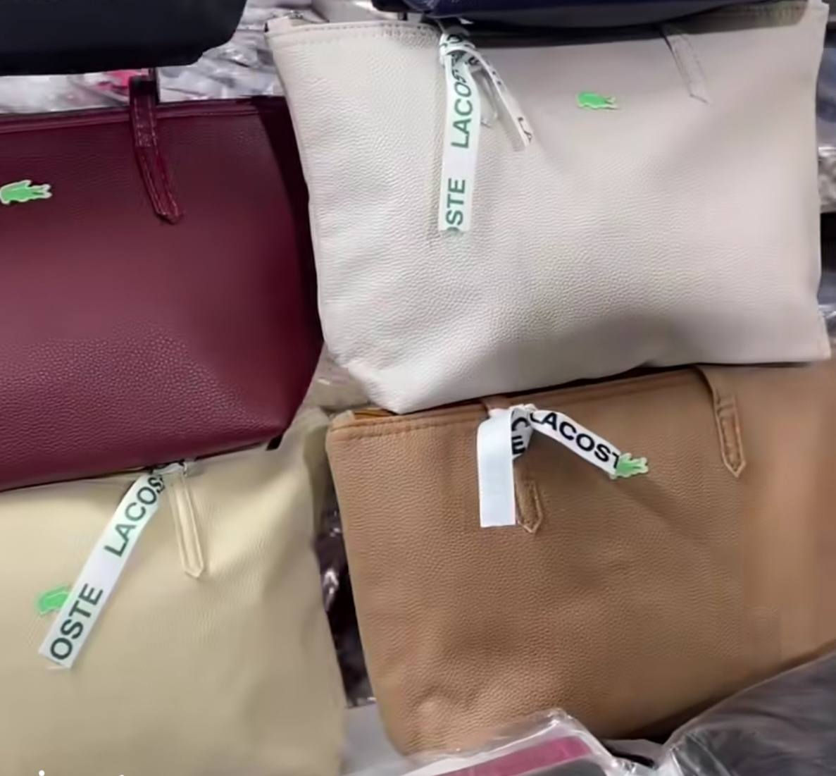 بنات جنط جلد ماركة لاكوست سعر القطعه بس بخمسه لحگي لايخلصن ومتوفر توصيل ديوانية, القادسية


**إذا كنت صاحب هذا الإعلان وتريد حذفه لأي سبب، رجاءا أرسل رسالة إلى الدعم الفني**