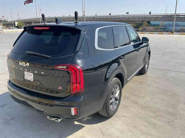 كيا تيلورايد 2024 حادث خفيف جدا ، 
 دخول جديد 
السيارة زيرو ماشية  ٧  الاف فقط حادث خلفي قبق جنطة فقط الباقي كله مكفول ايرباكات سليمة  جاملغات وشواصي ، صور الحادث موجودة ، البجم كبس الشركة . الي يدور حادث خفيف خلفي ما يحصل احلى من هيج حادث .
محرك ٦سلندر محرك ٣٨٠٠ ، بانزين عادي ، السيارة موجودة في واسط حاليا 
السيارة ٧ راكب تبريد ثلاث قطع  رادارات خلفية امامية وحساسات ، وكشنات جلد وتشغيل عن بعد وبيها باقي المواصفات . السعر 288 وبيها مجال بسيط . 
للمزيد الاتصال على الرقم 
***********
