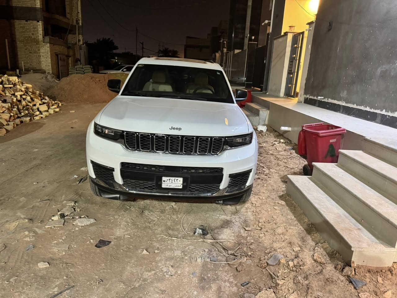 جيب ًكراند شيروكي الشكل الجديد موديل ٢٠٢٥ فول مواصفات دواخل بيجي ماشيه ١٧ الف ميل حادثها بابين الخلفيه مبدلات نفس اللون تترقم شهداء بيها وكاله عامه
السعر ٣٢٥ ورقه 
***********
