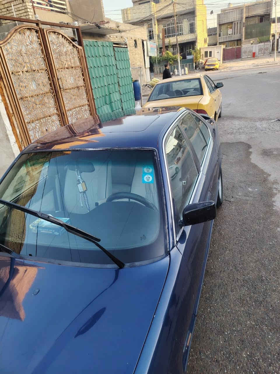 سلام عليكم شباب  سياره البيع وديل 91 حجم 535  رقم بغداد بسمي تخم تاير جديد صدر جديد تبريد شغال المحرك 8 سلندر مصبوغه عام بدون ضرار  السياره مكان بغداد حي السلام يم مسشفى الفضيله السعر 70 بيه مجال حك الجيه  ***********

