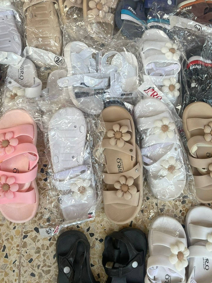 شحاطات رجالي شبابي نسائي بناتي تصفية المحل 160 مشكل


**إذا كنت صاحب هذا الإعلان وتريد حذفه لأي سبب، رجاءا أرسل رسالة إلى الدعم الفني**