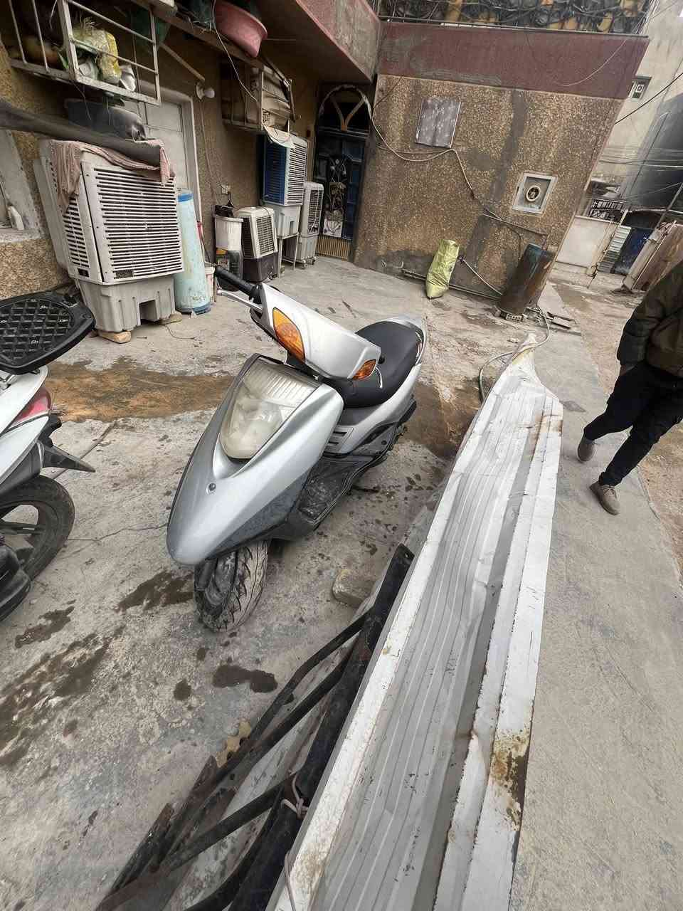 دراجه بريز ١٤٠ للبيع مكاني شارع فلسطين رايده ٦٥٠ رقم تلفون                     ***********
