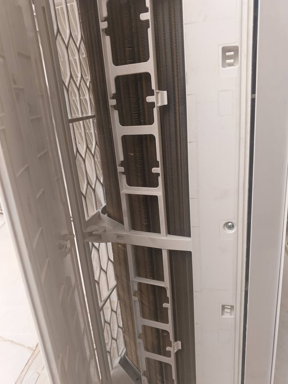 السلام عليكم
سبلت للبيع واحد طن كري غاز 410
جديد بمعنه الكلمه مستخدم موسم واحد 
كامل ملحقات ريمونت بلادي  قاعده بلاديه 
بوري جديد بلادي
مكاني الدوره ويوجد توصيل 
السعر 275
الشراي يتصل


**إذا كنت صاحب هذا الإعلان وتريد حذفه لأي سبب، رجاءا أرسل رسالة إلى الدعم الفني**