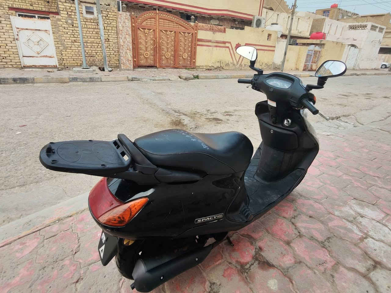 سبيسي ياباني للبيع السعر مناسب اتصل وتدلل المكان كوت الطشاش ***********
