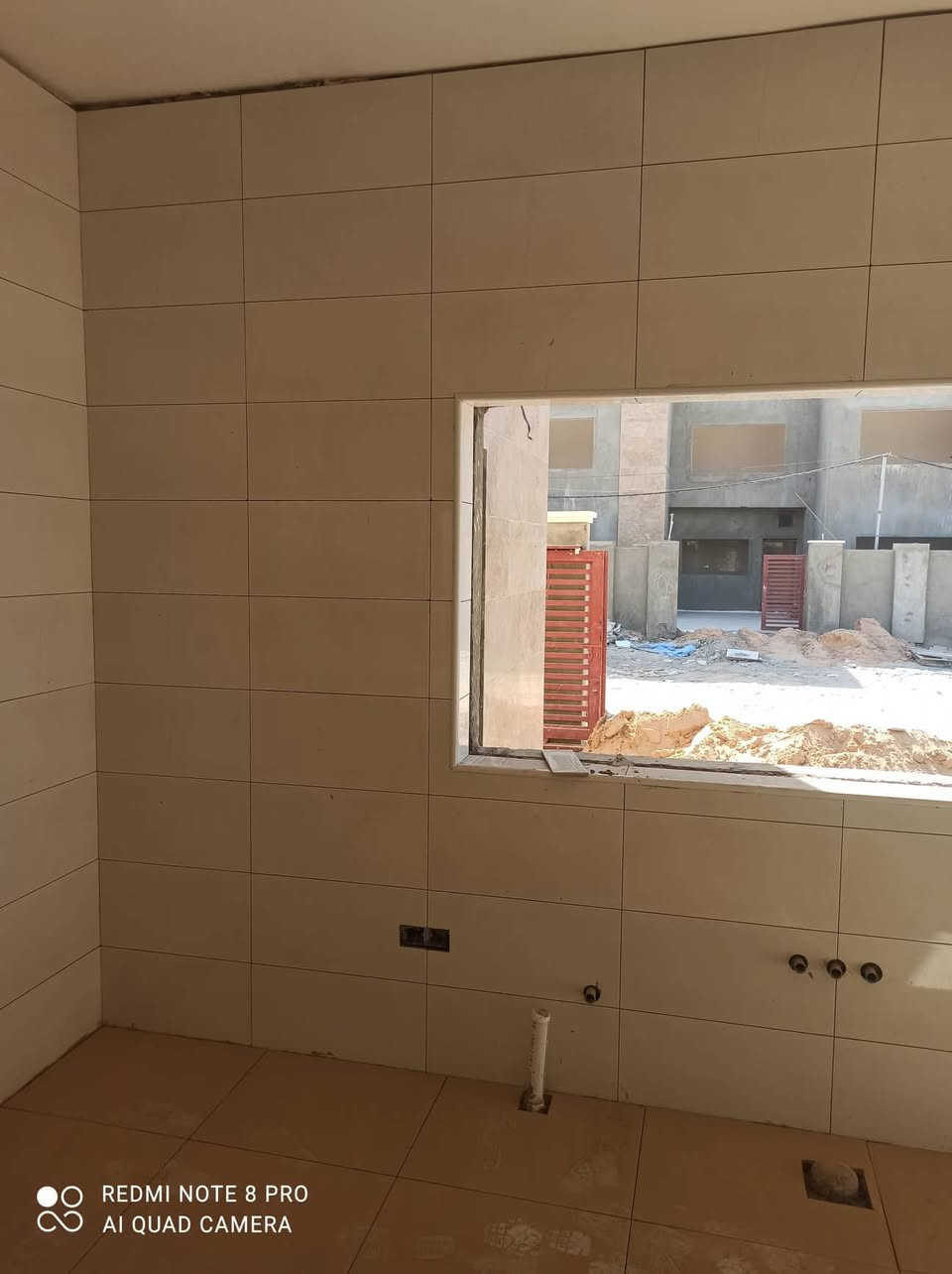 ابو رضا تطبيك كافه انواع السيراميك والبورسلين والمرمر شغل درجة اولى ***********
***********
